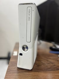 Xbox 360 • عاطل • يد تحكم