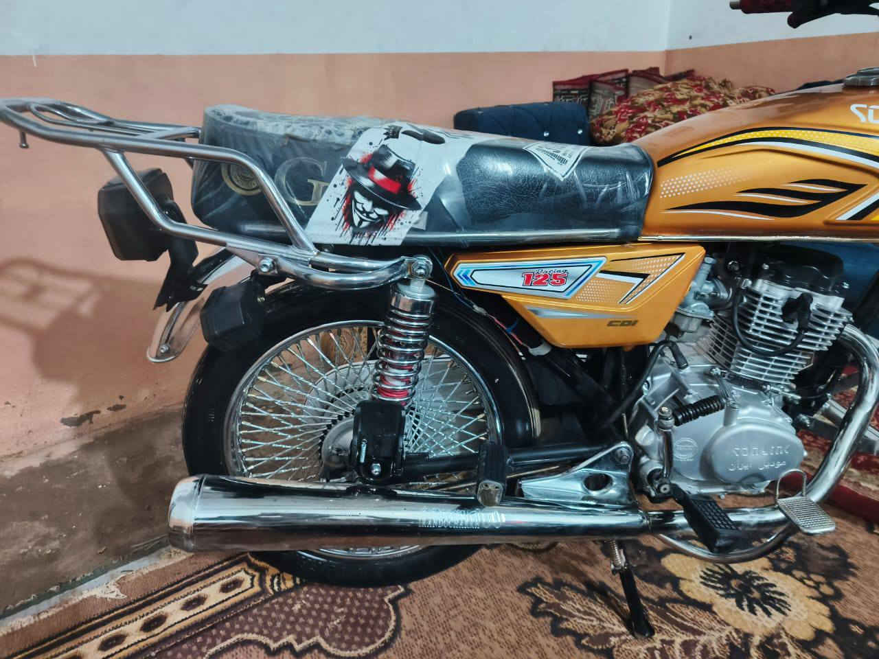 سلام عليكم ورحمه والله وبركاته اخواني الكرام 
دراجه موديل 25مكفله كفاله عامه البيع او مراوس شعندك 
نزل سعر 700وبيها مجال 
مكاني ديالى الخالص رقمي ***********
