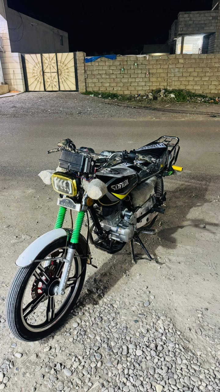 للبيع سولنك 23 نضافه شوف العين كهربأيات كلها شغاله السعر 550اوبي مجال للتواصل ***********ملاحضه الويل اكدام بي عواج شي بصيط
