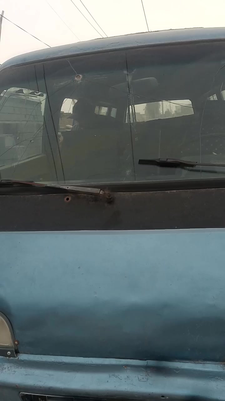 سلام عليكم سيارة البيع كشنات كاعيه جديد بيهي خيط بخار حداديه نضيفي  سياري كدامك سعر 20 رقم لهاتف ***********
