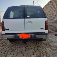 ٨ سلندر • ٢٠٠١ • بدون صبغ