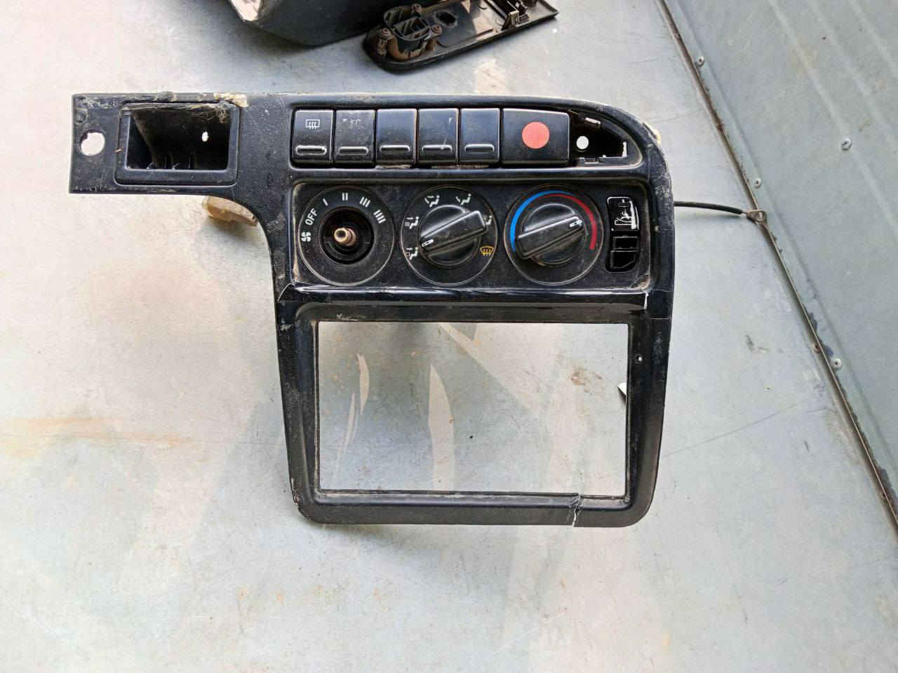 دشبول سيفيا كامل للبيع السعر ١٢٠ وبيه مجال مكاني المحاويل المشروع ***********
