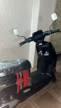 ماطور بزون شحن للبيع استخدام  5 اشهر من البيت للمدرسه فقط نايلون مالته...