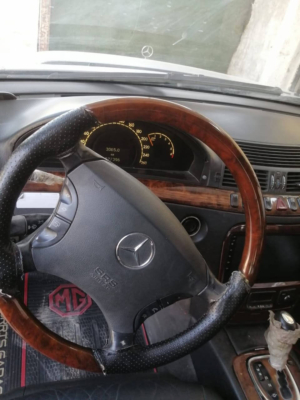 جوه السوك والله مرسيدس غواصه 2002 //s500 ماناقصه كلشي حداديه جديده تخم ويل 160بلادي تخم تاير فتح نايلون
 فريز جديد مامشحون غاز بس مضغوط هوه راديتر جديد محرك جديد والثاني موجود دبلات لوي سياره ناعمه كلش ماناقصها برغي تدفئه تبريد بالكشنات السياره وكاله وسنويه قرار 48 واذا تفتح الكمرك تحولها باسمك مباشر الله شاهد متعوب عليها كلش هواي بيها شغلات بدلتها تجي وتشوف بعينك غير هذا الحجي تحكني السياره من تعبت عليها ردتها الي بس صار عندي ضرف الله يجافيكم الشر وبالعافيهوع الياخذها مكاني بابل حلة, بابل


**إذا كنت صاحب هذا الإعلان وتريد حذفه لأي سبب، رجاءا أرسل رسالة إلى الدعم الفني**