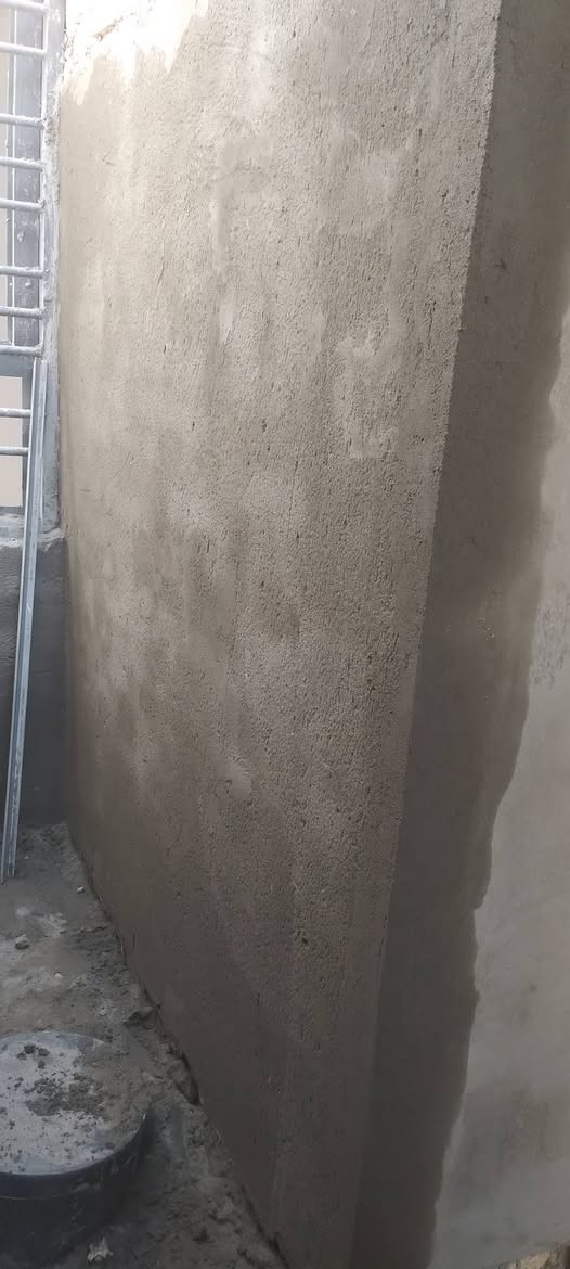 سلام عليكم ورحمة الله 
خلفه لبخ جص بورك نثر تشميع شغل درجه اولى 
ع المتر وكباله وبليوميه نشتغل 
***********تفضل تصل بخدمتكم
