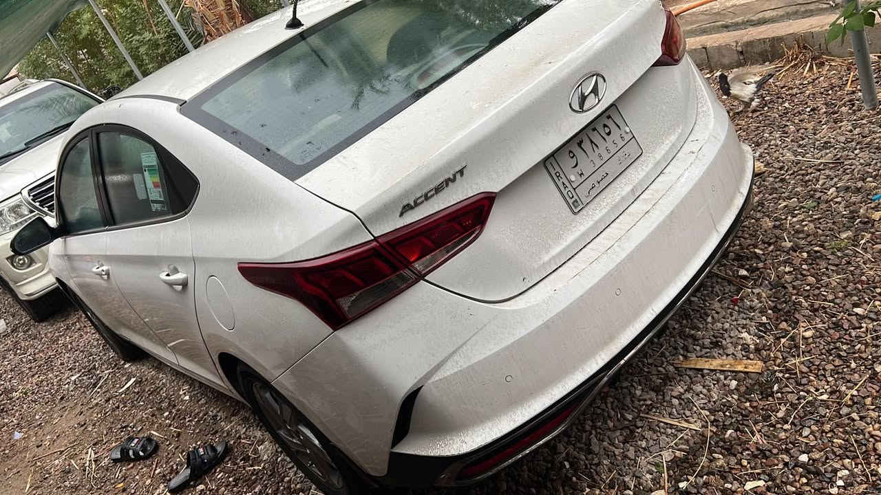 السلام عليكم اكسنت خليجي 23 ماشيه 26 الف مكفول عد ذني الشخوط الي موجود بالسونار شرطيه عدنه وكاله بيها وراعيها ملتزم بالتسديد الشهر بشهره بعد الها سنه ونص وتصير حره مكاني العماره الصحفيين 128وبيها مجال ***********
