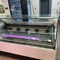 من رخصة الادمن  للبيع .... عارضه ايرانيه دبل كمبريسر  حجم الكمبريسر طن...