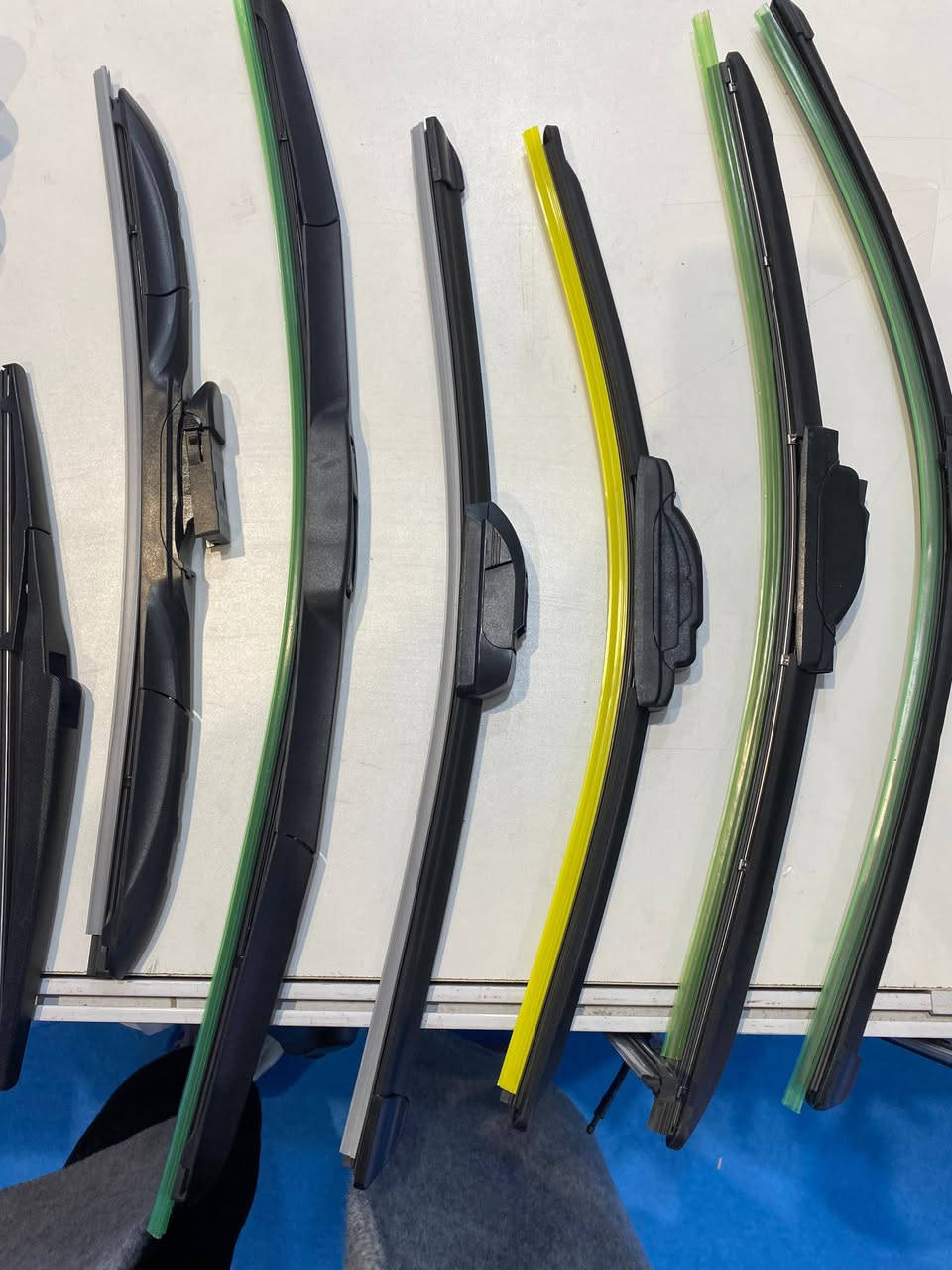 جمله مفرد المهند لزجاج السيارات
لاستفسار 
***********
ابو علي ابو علي الجمالي
صاحب الورشه
