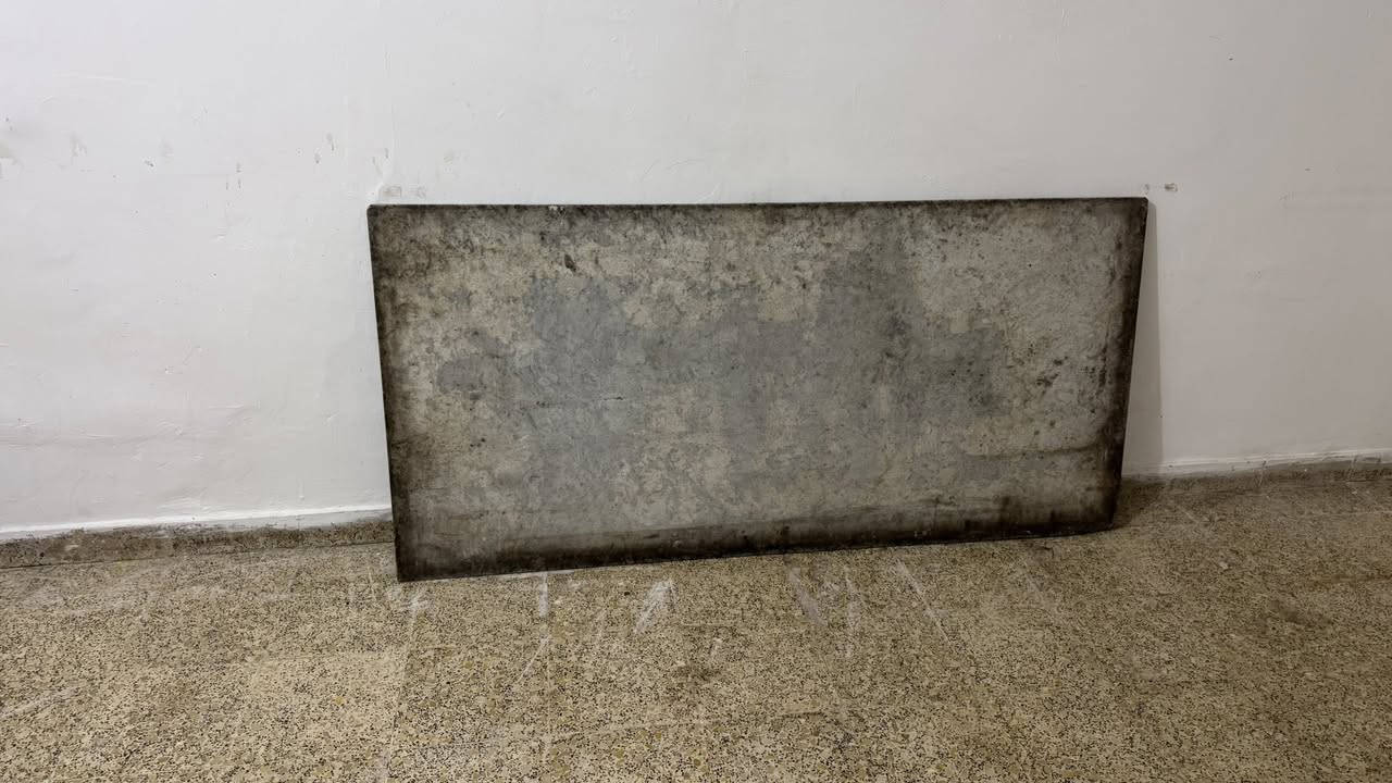 عندي هذني للبيع خاص بالافران مكانهم بشارع المضيف   ***********
