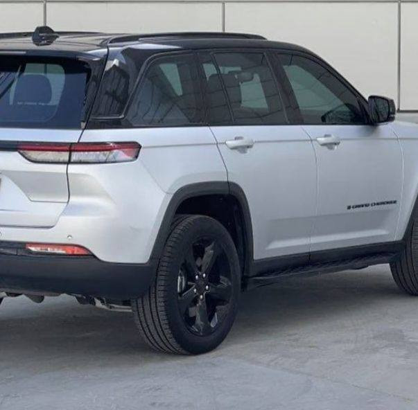 *بإمكان التخريج بكتاب الشهداء
*جيب كراندشيروكي موديـ2024ـل*
*لسعر327 فول مواصفات خليجي كفاله عامه*
سيارة حاليا في الكويت واصل المنفذ سفوان بدون كمرك 
(مكتب الماجد الأستيراد السيارات الوارد الأمريكي والكندي)
(العنوان ، البصرة ، سفوان،  )
ولدينا وكلاء جميع محافظات العراق
اتصال او واتساب :
( حسام الماجد)
***********
‏***********
رابط الكروب واتساب نشر يومي السيارات في دبي 
https://chat.whatsapp.com/DNfmzX564GDHUVJokH19Vy
