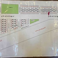 قطعه للبيع حي الجامعه شارع 30 متر  القطعه خلف مجمع الرواد السكني للاتص...