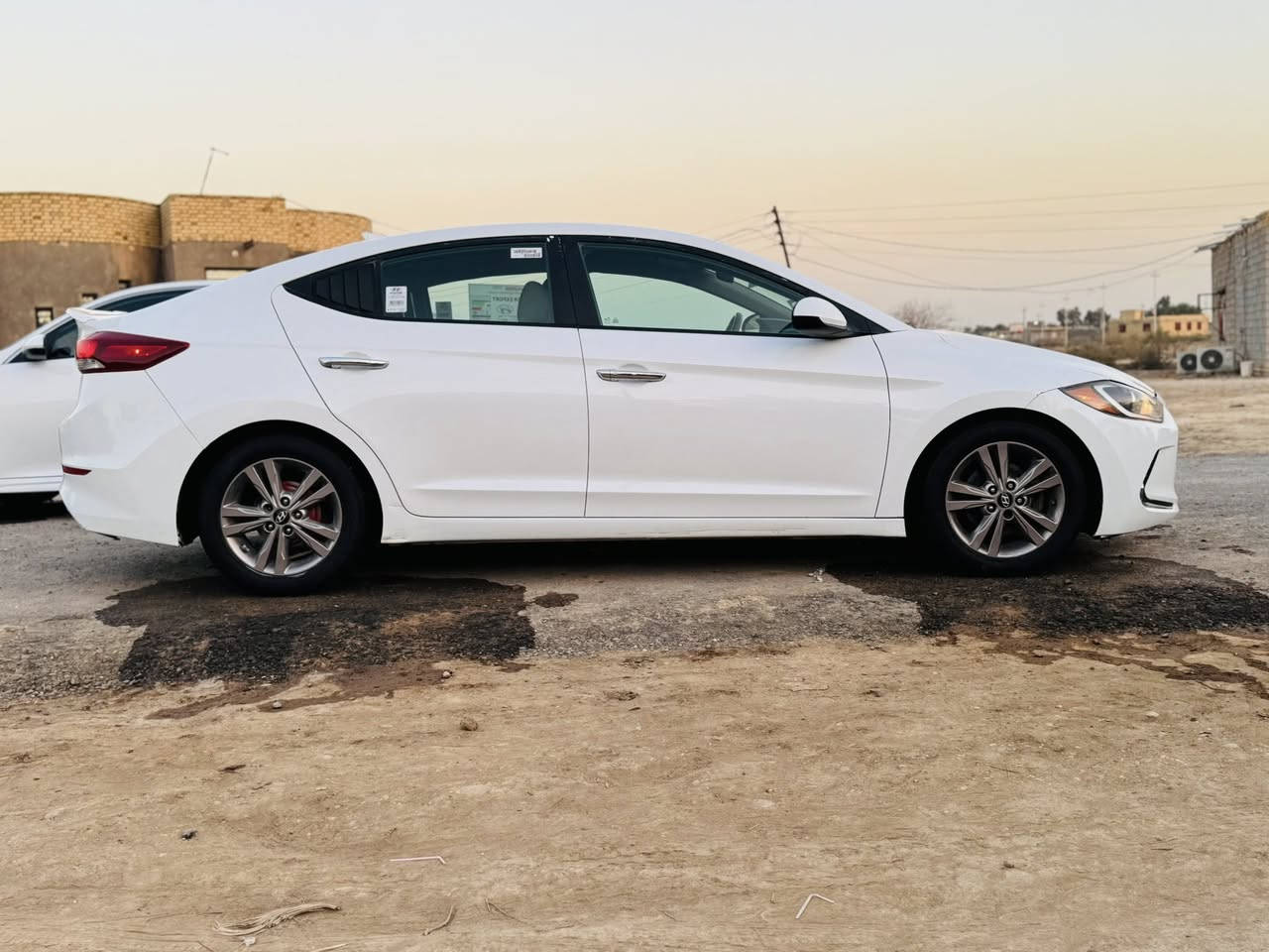 سلام عليكم النترا 2017 حره ذي قار بسمي رقم جديد
تبديل جاملغ فقط وبنيد صبغ 

والسونار مرفق وي الصور 

فول مواصفات عده الفتحه 

بصمه تشغيل / بصمه أبواب 

رادارات جانبيه / حساسات 

بلاجكتوات/ دواخل بيجي 

المسافه المقطوعه 96 

محرك 2000 دوش مامفتوح 

تحكم استران جهتين 

كأمره دواره 

السعر 120وبيه مجال 

الاستفسار 

‭0780 795 0159
