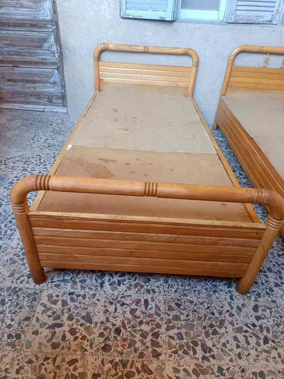 يا جبار للبيع تختين مفارد خشب زان صبايط صندوق اخوات جداد
للتواصل 0945043245


**إذا كنت صاحب هذا الإعلان وتريد حذفه لأي سبب، رجاءا أرسل رسالة إلى الدعم الفني**