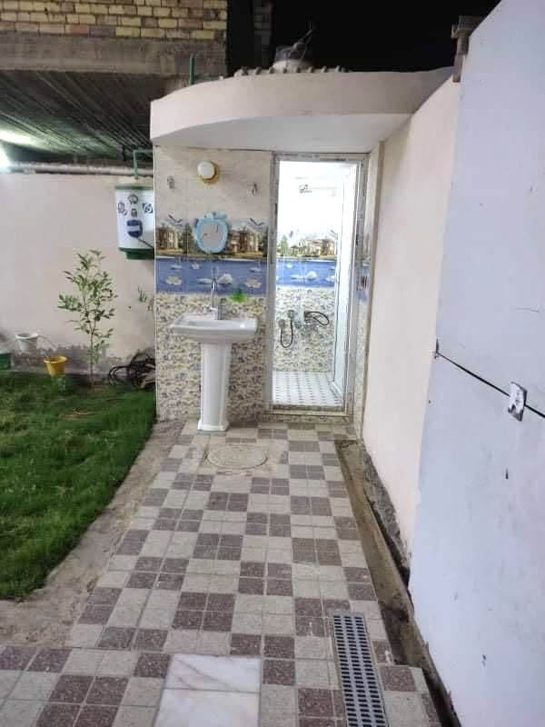السلام عليكم
دار للبيع فرع سبلاش 
طابو صرف
قاطين بناء حديث
طابوگ اسم شخص واحد
الطابق الاول غرفه وهول وحول
وحمامات ومطبخ حار وبارد وحديقه وطرمه تسع سياره
الطابق ثلاث غرف وحمامات 
وسطح 
الاتصال بالرقم *********** رقمي
