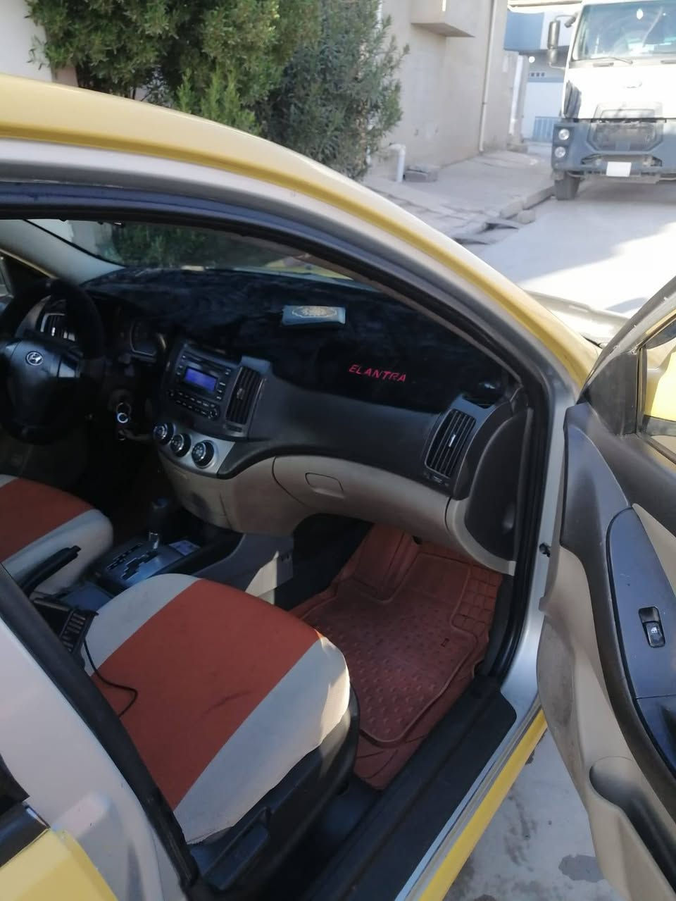 السلام عليكم النترا كوري مكينه 16
طخم جديد كير مكينه تبريد وايرمنيه كله مكفول داخلها حلو السياره بيها ضربه باب وجاملغ خلف السايق وبيها داخل مصلح تصليح جيد بچمها مكفول شواصيها لغودها كله كفاله صفحة العبري جديده قمارتها تكمها عالفحص غير الضربه اللي ذاكرهاسياره جاهزه وكبل للشارع مناقصها شي رقم بغداد الجديد مصفره هيئه وغرامات شرعيها بالموصل السعر 80 ورقه وبيها مجال للشراي 

***********

***********

ابو صالح
