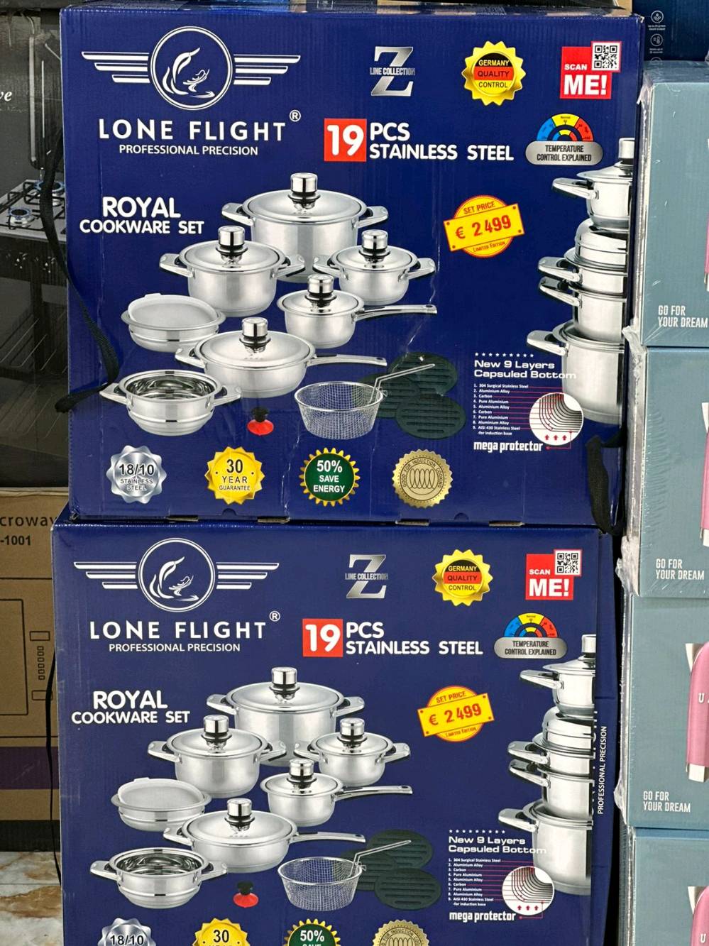 ✨ سيت قدور Lone Flight Royal الأصلي – 19 قطعة 
اختيارك المثالي للمطبخ العصري 👌 جودة عالية جدا تدوم سنين
🔹 المواصفات:
ستانلس ستيل أصلي 18/10 مقاوم للصدأ
قاعدة 9 طبقات (Capsuled Bottom) لتوزيع حرارة متوازن
يوفر حرارة ويقلل استهلاك الطاقة 🔥
مناسب لجميع أنواع الطباخات: غاز، كهرباء،
أغطية محكمة وتحتوي على مقياس حرارة 🔥
تصميم فاخر عملي للاستخدام اليومي
🔹 محتويات السيت (19 قطعة):
قدر كبير + غطاء (24 سم)
قدر وسط + غطاء (22 سم)
قدر متوسط + غطاء (20 سم)
قدر صغير + غطاء (18 سم)
مقلاة عميقة + غطاء
مقلاة عادية
قدر تبخير / سلق + غطاء زجاج
سلة قلي (شبك)
قواعد حرارية وإكسسوارات
🔹 المميزات: ✅ تسخين سريع ومتوازن
✅ ما يغيّر طعم الأكل
✅ سهل التنظيف
✅ عمر طويل وجودة عالية
✅ مناسب للعوائل والاستخدام الثقيل