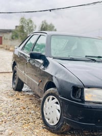 فورد سيرا موديل91 محرك شرط لا صرف ولا نفخ گير شرط سياره كلشي ما عايزها...