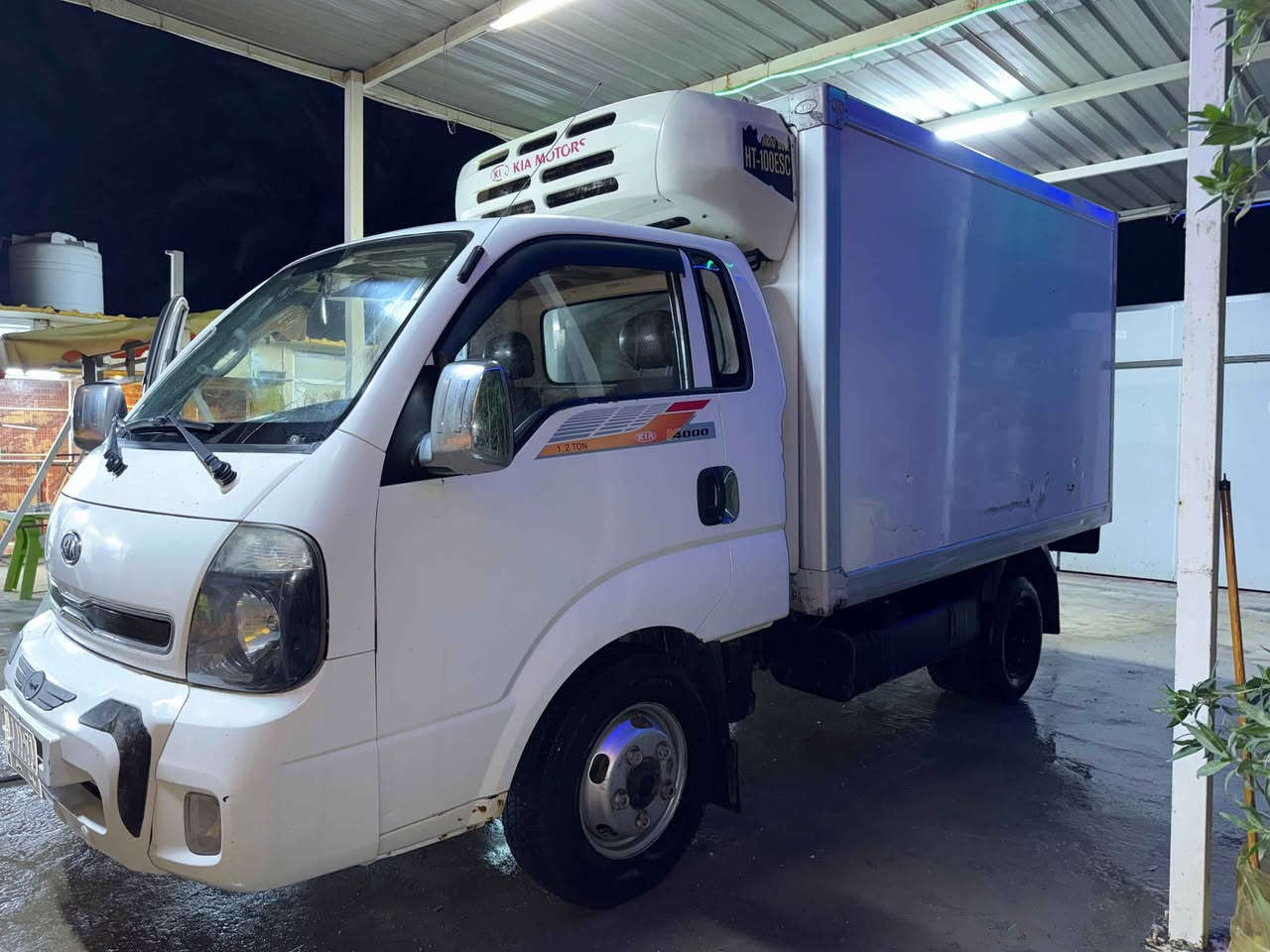 السلام عليكم
كيا براد فحل مفتوح
موديل ٢٠١٣
وارد عمان
سياره نضيفه وجاهره مابيه نقوصات
سياره مكفوله من الحادث
رقم واسط
حدادبه جديده
تخم تاير
باتري جديد
كهربائيات كلهن شغاله
سياره ما بيه اي نقص
غرفته مابيه لا ضرب ولا شك 
مكاني ب الحله
اي استفسار اتصل ع الرقم
ما متواجد ع النت
*********** حلة, بابل
