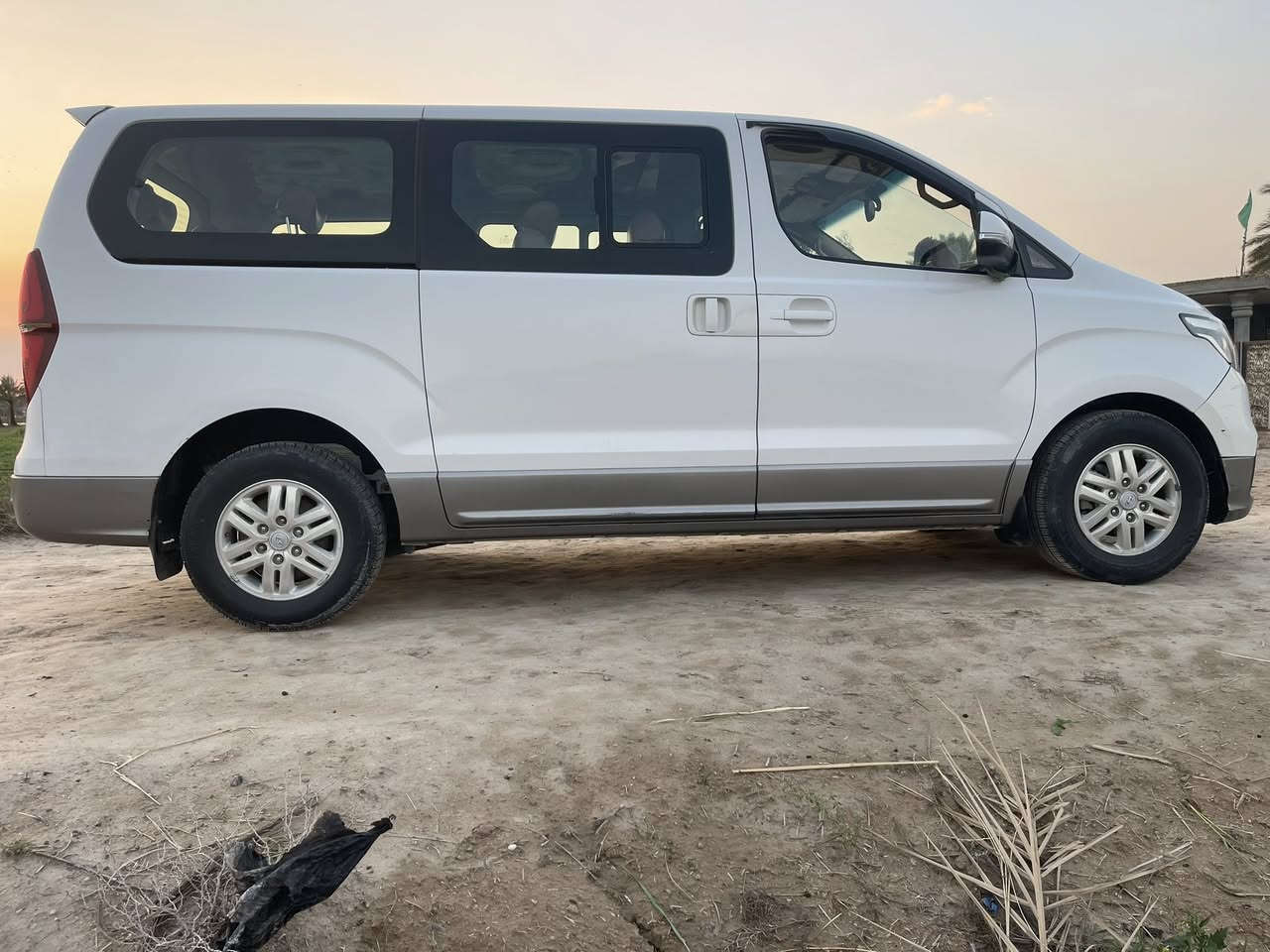 سلام عليكم ستاركس ٢٠١٩ سياره جاهزه من كلشي كير مكينه حداديه تبريد مكفوله ما عده شبر بارد مكان بابل ابو غرق السعر ٢٤٥ وبيه مجال بصيط 
***********
