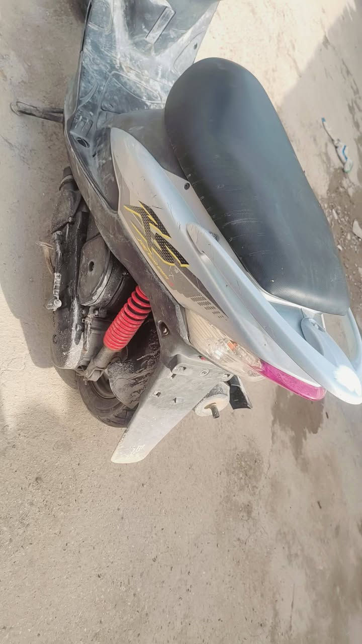 سلام عليكم ماكس عدله بلاديه كفرات ومكينه كلشي بيه بلادي شلعه ومعدل بشرط دراجه نكره  السعر 850وبيه مجال حك الجيه هاتف *********** البياع نهايت الشهداء
