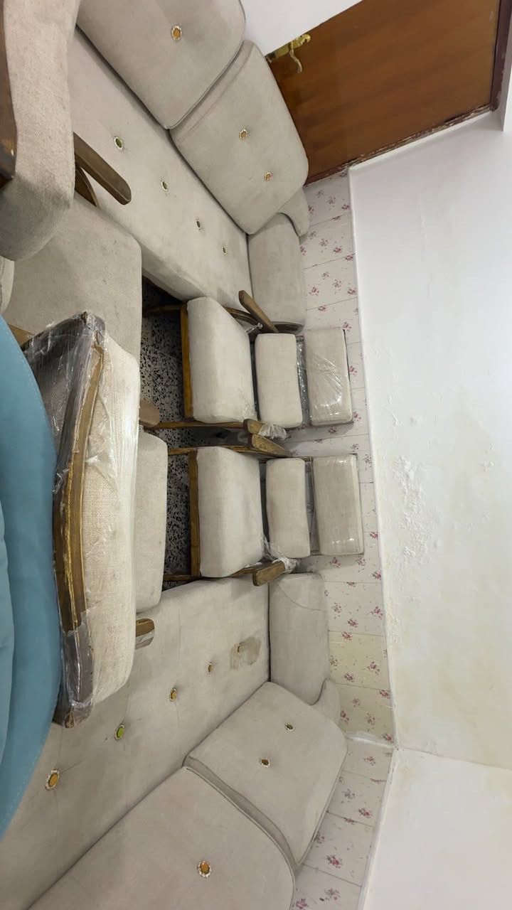 تريد تغير اثاث بيتك على عيد ، تريد موديلات جديده وتركيه حصرا ، باله تركي وجديد باليعجيك 
وفرنالكم تخومة تركية تتميز بيها والكل رح يسألك عليه 
اضافه مع ضمان بمتانة وجوده التخم 
احدث الموديلات 
ملاحضة // البيع بالنقد او القسط متوفر لحاملي ماستر الرافدين والرشيد 
العنوان / التأميم 

للاستفسار عن الاسعار الاتصال على الرقم 

0790 696 0610
الاسعار مختلفه حسب موديل التخم
