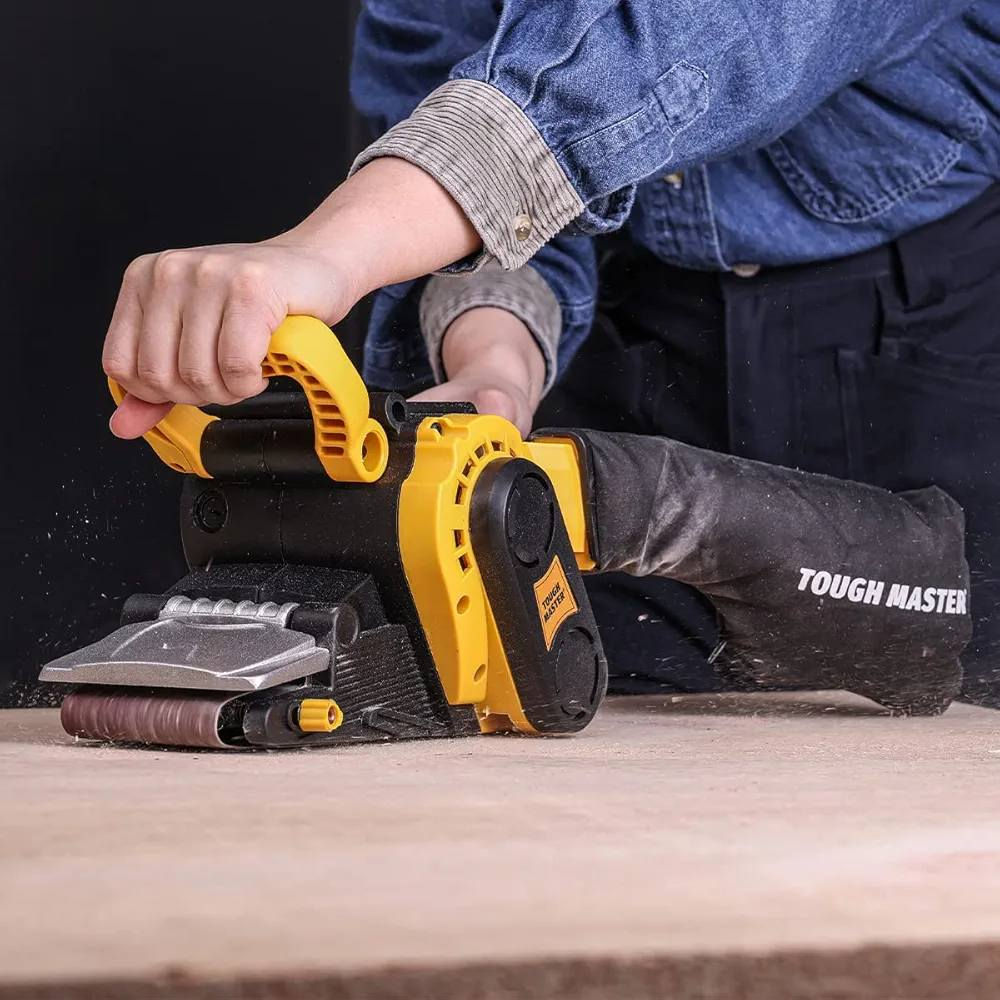 ماكينة صنفرة كهربائية بحزام
900 واط
السعر 30 الف 
***********
