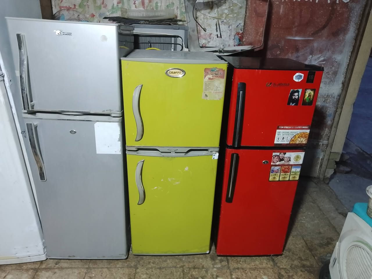 السلام عليكم ثلاجات ومجمدة للبيع للإستفسار الإتصال على الرقم ***********
