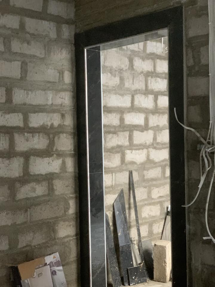 السلام عليكم
كادر سيرميك متفرغ حالي 
شغل هندسي 

متفرغين حالين 
شغلنا داخل الموصل 
تحب خاص او عل رقم  
***********
