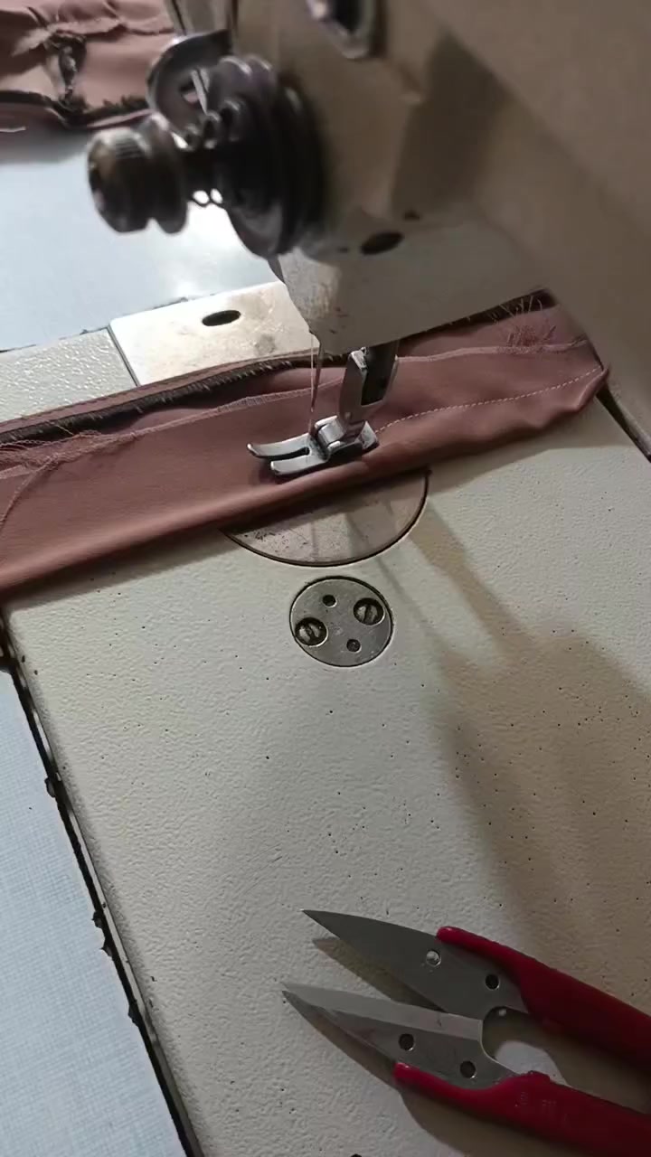 مكينة صناعي ياباني شرط 150 الف واحد حزيران نهاية الكوسترات.. يوم تبقى يمكم 👍


**إذا كنت صاحب هذا الإعلان وتريد حذفه لأي سبب، رجاءا أرسل رسالة إلى الدعم الفني**