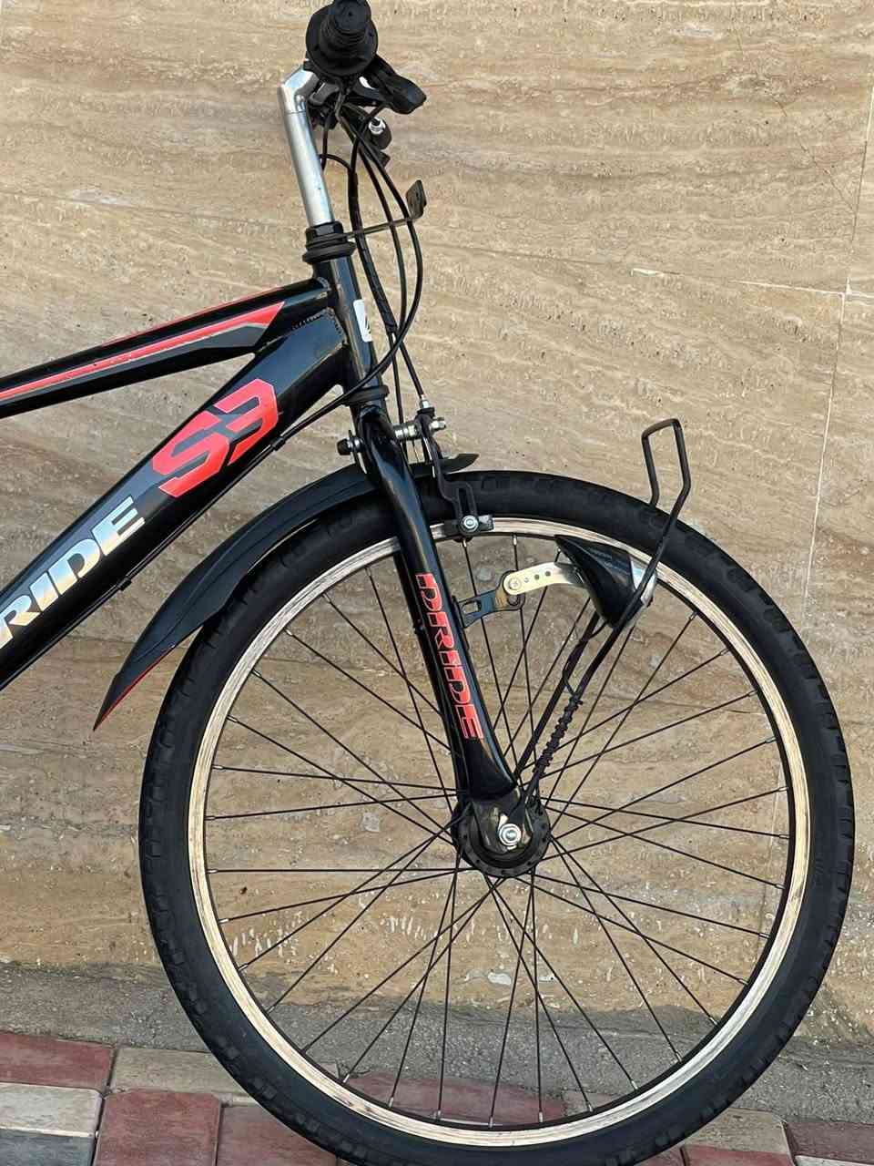 السلام عليكم ورحمة الله وبركاته 🌹
🚲 بايك جبلي للبيع
🔹 الحجم: 24 🔹 بالة ياباني أصلي 🔹 كير وحساس 🔹 النظافة: 95% 🔹 شرط الفحص والضمان والنظافة
📍 العنوان: كربلاء – طويريج
🚚 تتوفر خدمة توصيل إلى جميع محافظات العراق.
📞 للاستفسار أكثر: خاص أو على الرقم
***********
