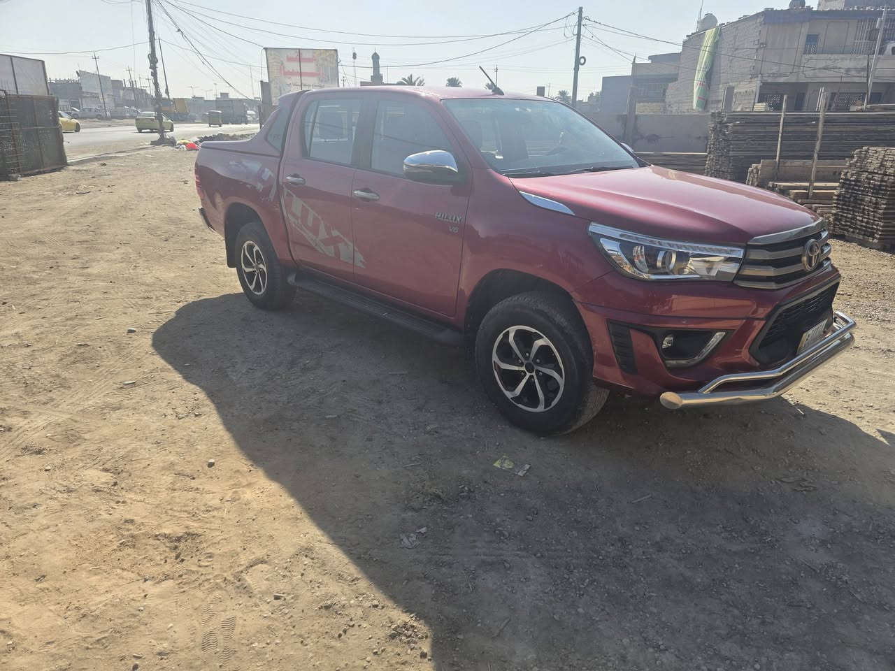 السلام عليكم
هايلوكس TRD  . 2019 كفالة عامة 
محرك 6 سلندر 
سعر 300 
للاتصال ***********
او مراوس حسب القناعة
