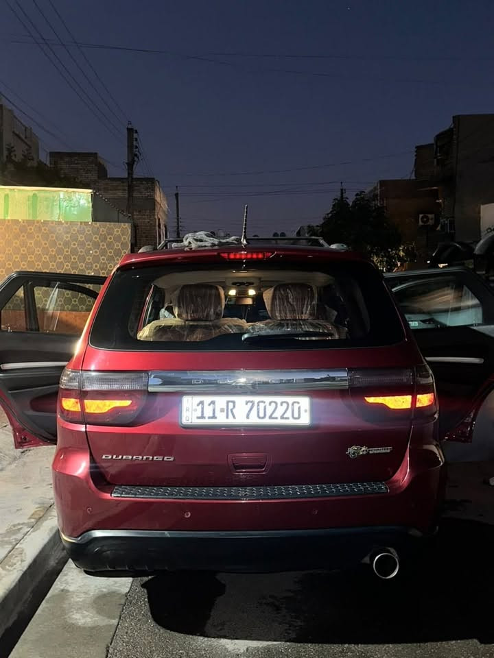 السلام عليكم
للبيع دوج دورنكو خليجي 
موديل 13فول مواصفات محرك 3600 
فتحه سقف سبعه راكب تبريد ٤قطع 
السيارة مصروف عليها وما متعوبه يشهد الله وبالعافيه ع الياخذها 
كير مكينه كفاله 
صدر بحاله جيدة تخم تاير صارله شهرين جواها 
السعر 179وبيها مجال حك الجيه 
مكاني بغداد الكرخ حي العامل 
‭***********‬
متوفر واتساب 
‭***********‬
