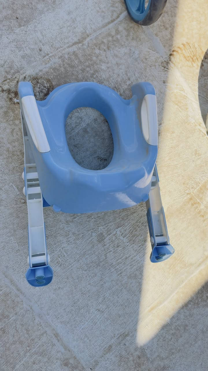 السلام عليكم غراض اطفال بلاش الي محتاجهن يجي يخاذهن مجانا شرط يكون محتاجهن
مكاني نجف


**إذا كنت صاحب هذا الإعلان وتريد حذفه لأي سبب، رجاءا أرسل رسالة إلى الدعم الفني**