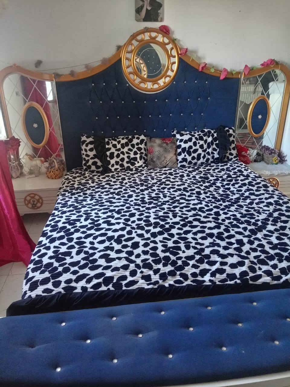 السلام عليكم ورحمة الله وبركاته. غرفه النوم نوع تركيا البيع عنوانه كوت الدبيه السعر 750 وبي مجال قليل ***********
