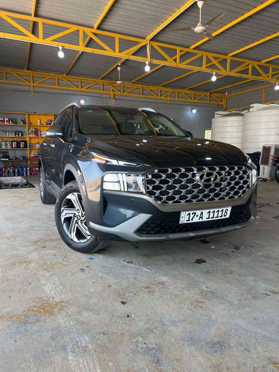 السلام عليكم سنتافيا 2023 وارد امريكي
ماشيه 25 الف 

ضرر بسيط للتواصل 

***********

مكان السياره (سماوه)
