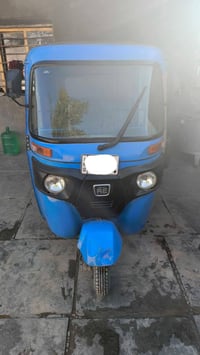 تكتك  للبيع موديل 22 شهر 4 مرقم سنوية باسمي تحويل ثاني يوم مكينه بلادي...