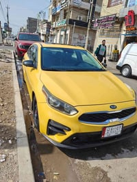 تحيه طيبه السلام عليكم كيا فورتي 2021 EX  فول مواصفات   مكينة 2000 دوش...