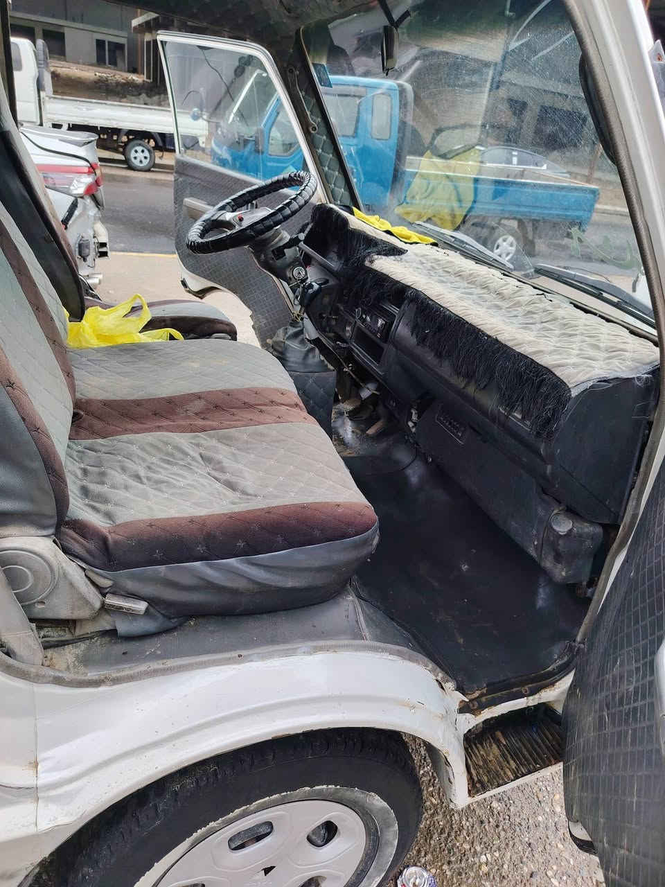 السلام عليكم كيا موديل 96 حصه بيها سياره حلوه تيارات جدد شاصي شرط محرك معمر اضخم صدر بي تعب باسمي ***********
