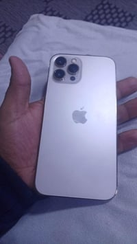 ايفون 12 برو ماكس • ٢٦٥ • بطارية ٨٧