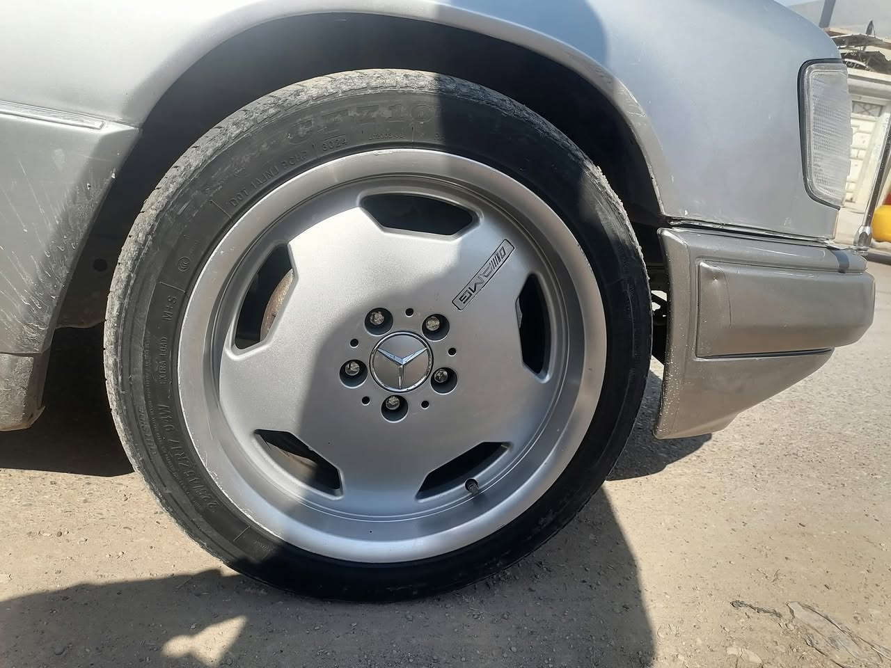 السلام عليكم ويلكب مرسدس للبيع او معارض التصال عل ***********
