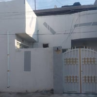 بيت للبيع المساحه ١٠٠ متر يحتوي غرفتين نوم مطبخ استقبال صاله صحيات طرم...