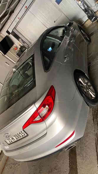 السلام عليكم سوناتا موديل 2017 بسمي عارضها 135 وبيه مجال صدر امامي خلفي جديد تخم تاير جديد هسه شاده ياباني كامره وحساس وشاشه جبيره و السونار موجود وصور الحادث موجوده مكان السياره الدوره قرب جامعة دجله ‏‪***********‬‏
