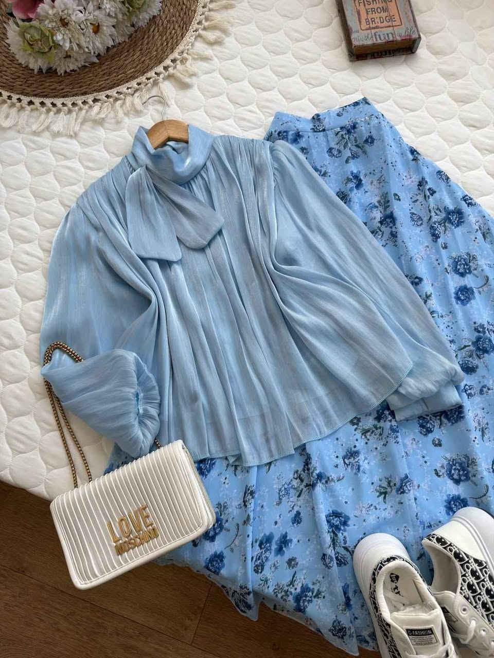 🍁اختاري الاناقه والجمال🍁

مع أحدث تشكيلاتنا النسائية🌼

وفي السماء رزقكم وماتوعدون 🌟

الإبداع مستمر بدون توقف😉 

طقم قطعتين يجنن 

تنوره شيفون  + قميص اوركنزه 
  

القياسات يلبس 👇🏻 

38 40 42 44 46 48 ✨

السعر 38 الف
توصيل5 الاف بغداد, العراق


**إذا كنت صاحب هذا الإعلان وتريد حذفه لأي سبب، رجاءا أرسل رسالة إلى الدعم الفني**