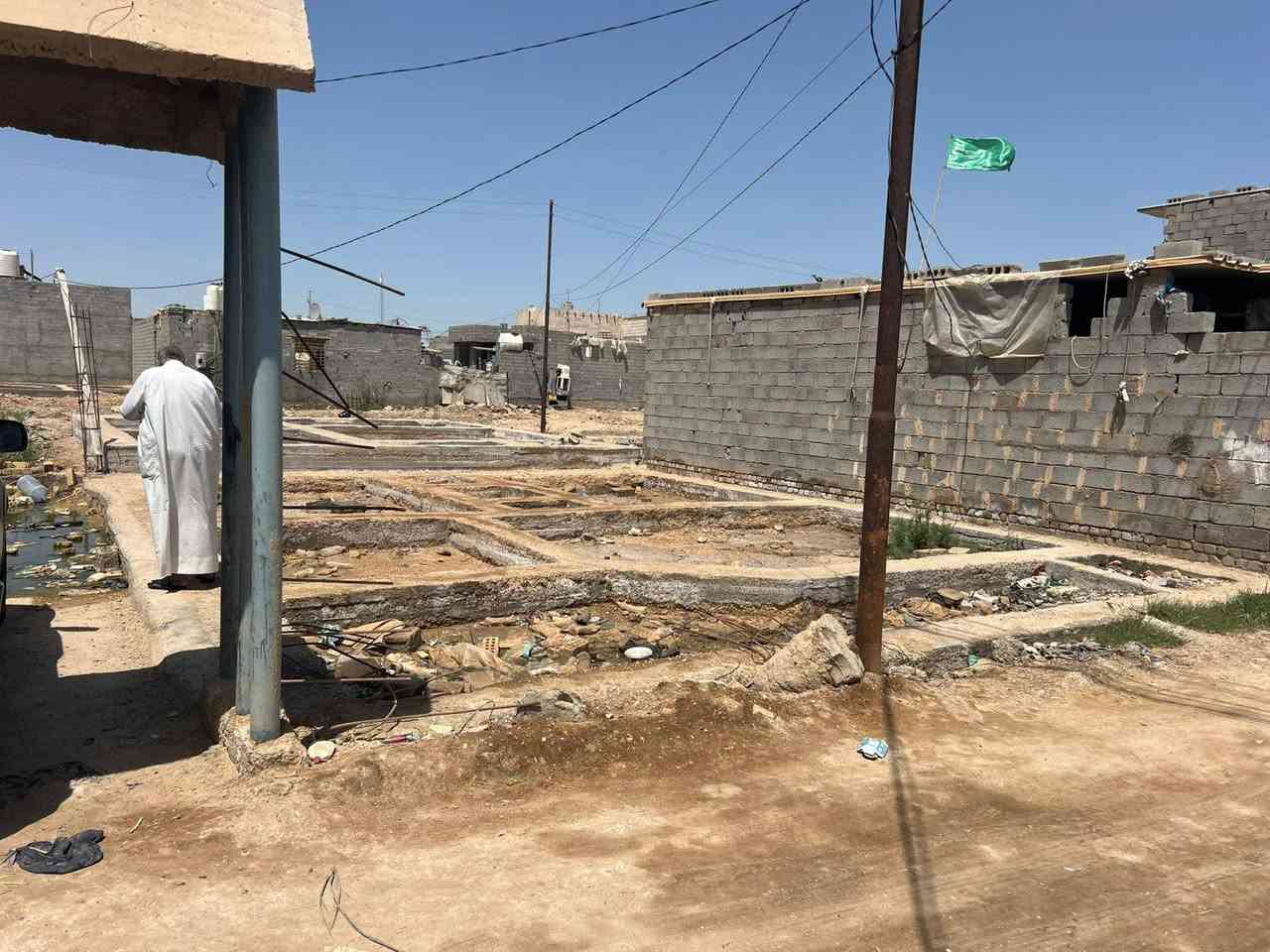 السلام عليكم عندي قطعه كربلاء المقدسة اريد ابيع 150متر قريبا ام الحسين ع وتساب ***********
