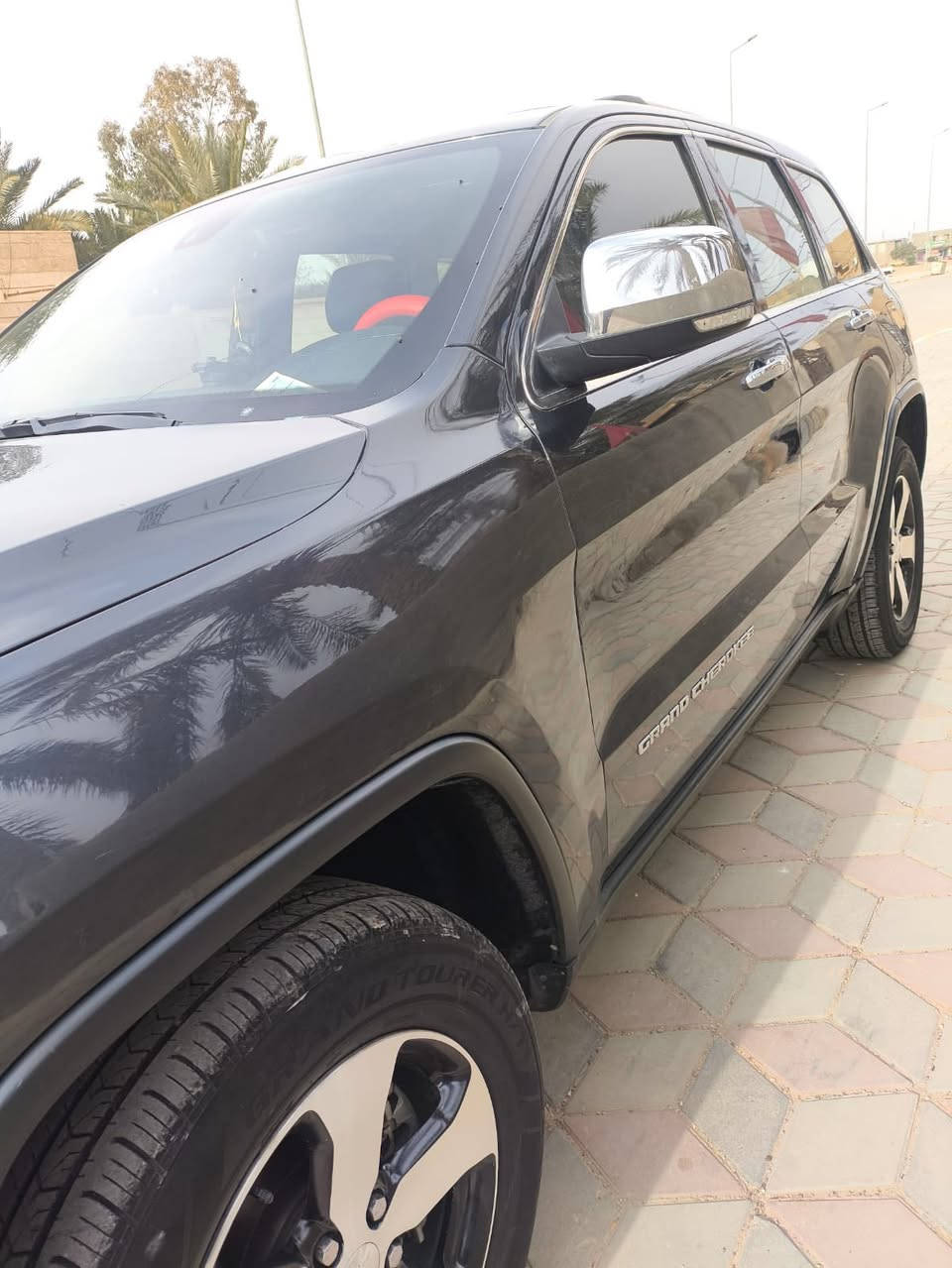 جيب شيروكي لمتد 2015 بغداد وارد امريكي حره ***********
