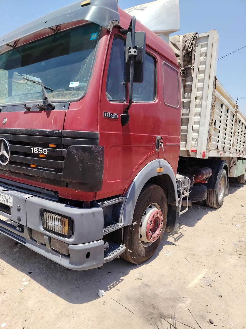 السلام عليكم البيع راس وعربانه موديل 93 مكينه 50 كير 180
الرقم ***********
