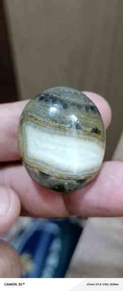 السلام عليكم حجر جزع خشن يخبل السعر ٢٥ بصره *********** البصرة
