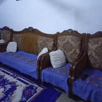 تخم • ١٠مقاعد