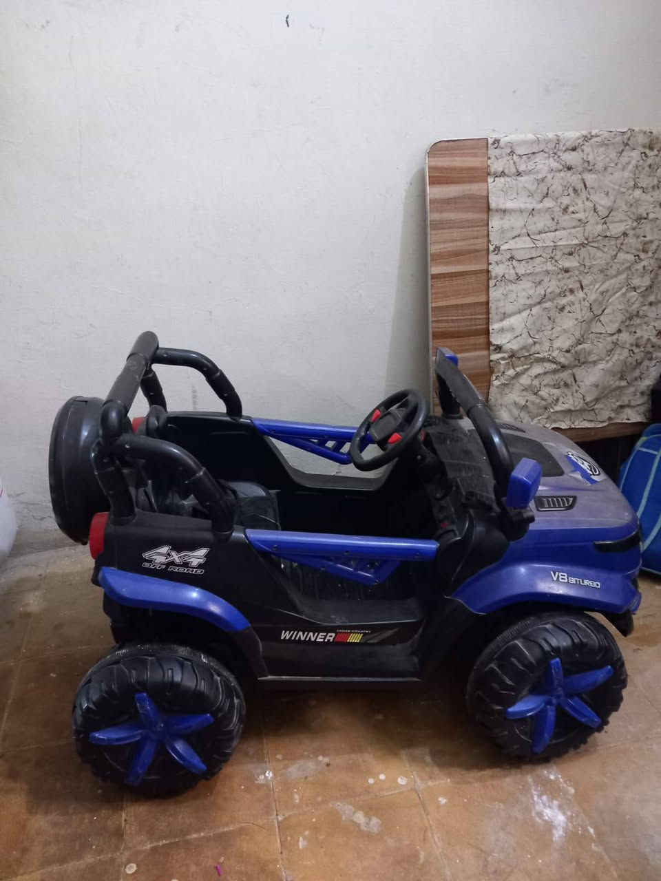 سيارة أطفال شحن شغالة شاحنة مالتها موجودة اي نقص ما بيها سعر ٦٠ بعقوبه المفرق هاتف *********** بعقوبة, ديالى
