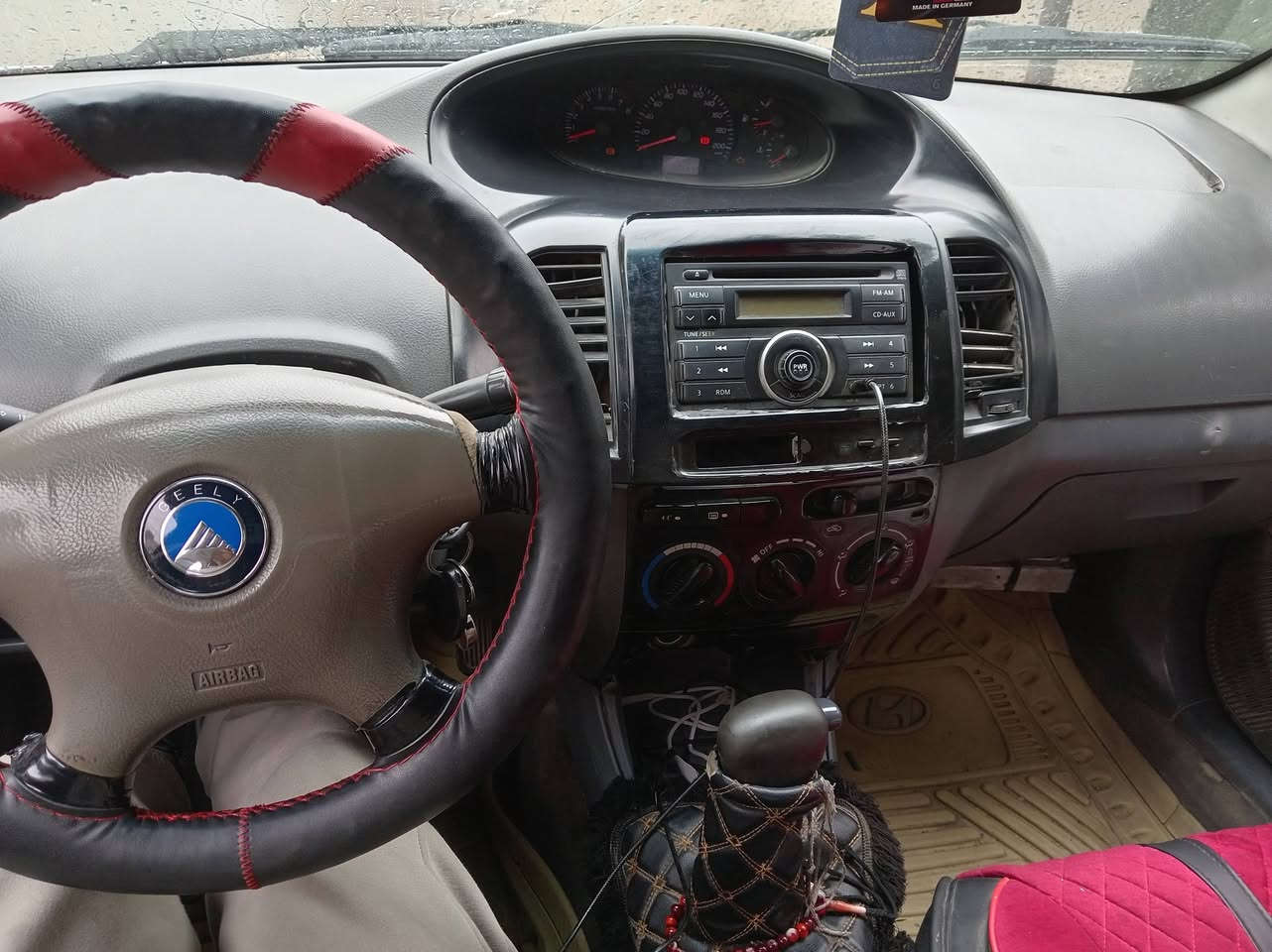 جلي ام كي موديل 11
السعر 32
مكينه وكير كورلا
حداديه جديده
طقم تاير بيه
كهربائيات كله شغاله
تبريد شغال  حاليا بي تسريب غاز من الصونده
سياره عليه ادامه كامله تجي وتشوف بعينك
وكل نقص مابيه
ترايها كلش حلو سحب وسرعه
عنواني بغداد حي الجهاد
بأسمي السنويه
هيئه وغرامات ان وجدة اصفرلك كدامك

***********
